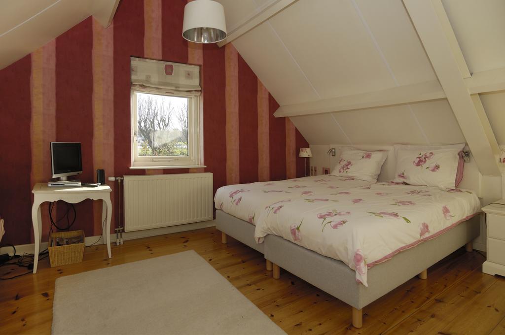 De Zonnehoed Bed and Breakfast Lisse Kamer foto